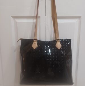 Arcadia Black Patent Tote with Tan Straps